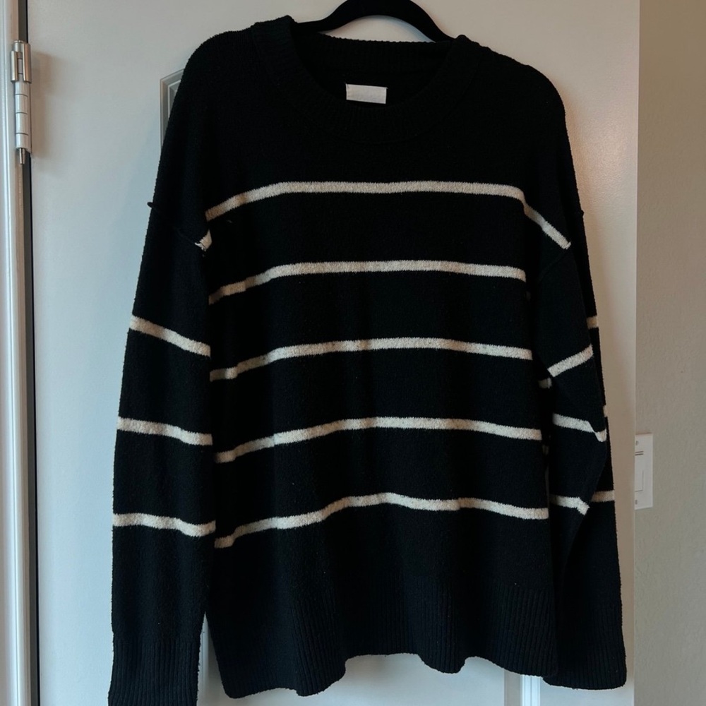 Aerie Unreal Sweater - Picture 3 of 3